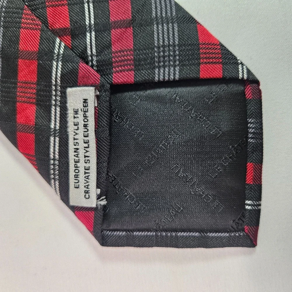 Le Chateau‎ 100% Silk Men Tie Geometric Red Black 3.25